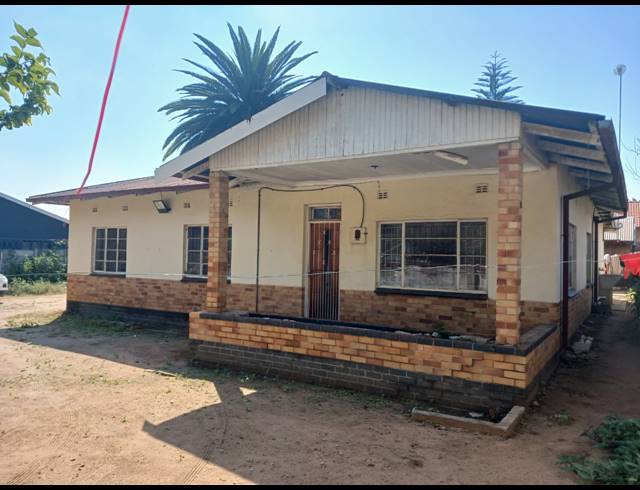 4 BEDROOM HOUSE FOR SALE IN ANNADALE